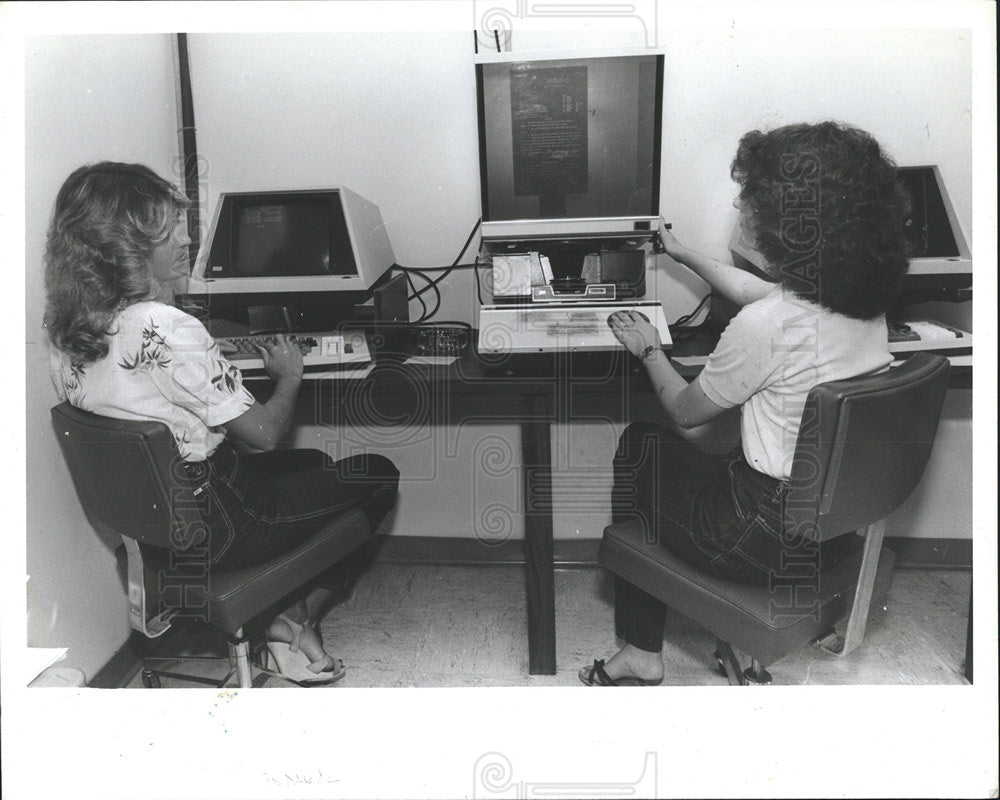 1982 Press Photo Nixdorf 600/55 Computer System - Historic Images